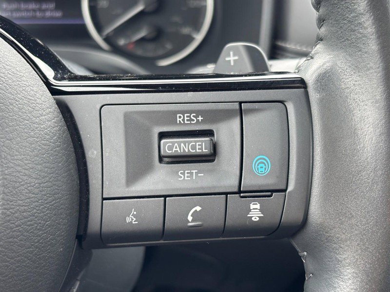 Used 2023 Nissan Rogue SV w/ SV Premium Package AWD/4WD image 18