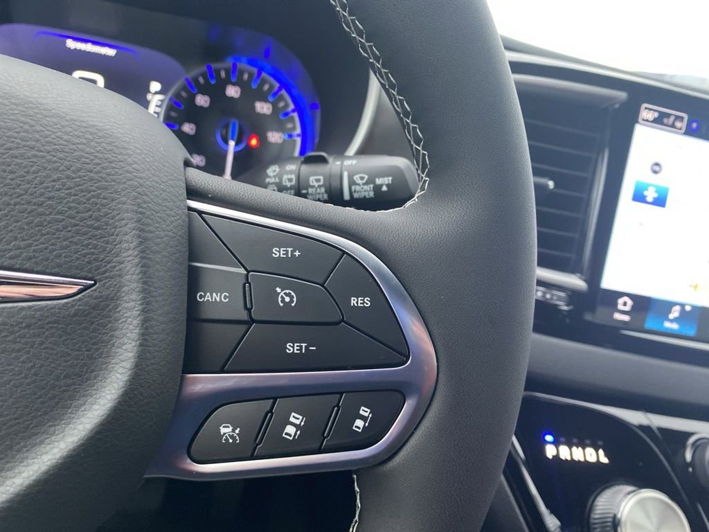 New 2026 Chrysler Voyager LX image 28