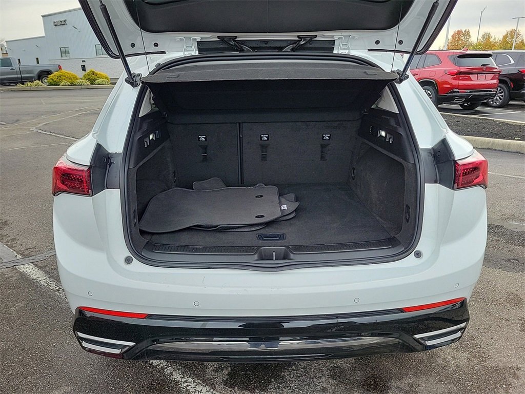 Used 2025 Buick Envision Sport Touring image 7