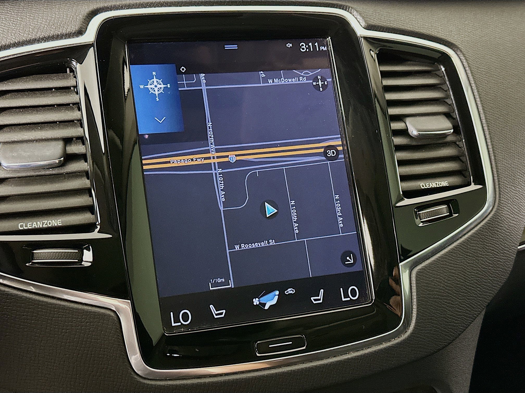 Used 2016 Volvo XC90 T6 Momentum w/ Momentum Plus Package image 22