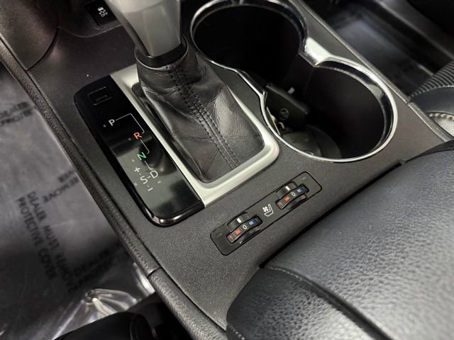 Used 2015 Toyota Highlander Limited Platinum AWD/4WD image 17
