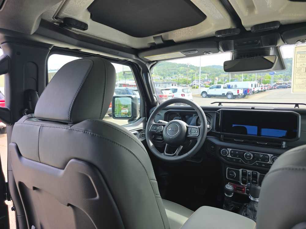 New 2026 Jeep Gladiator Mojave AWD/4WD image 11