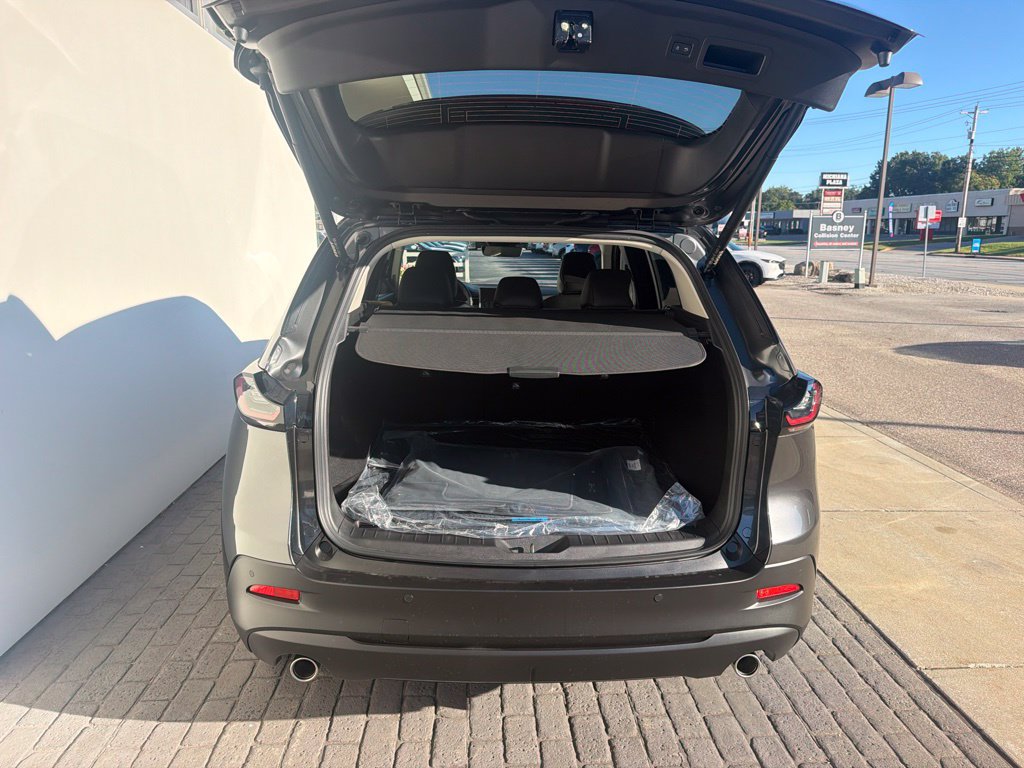 New 2026 MAZDA CX-5 Preferred AWD/4WD image 8