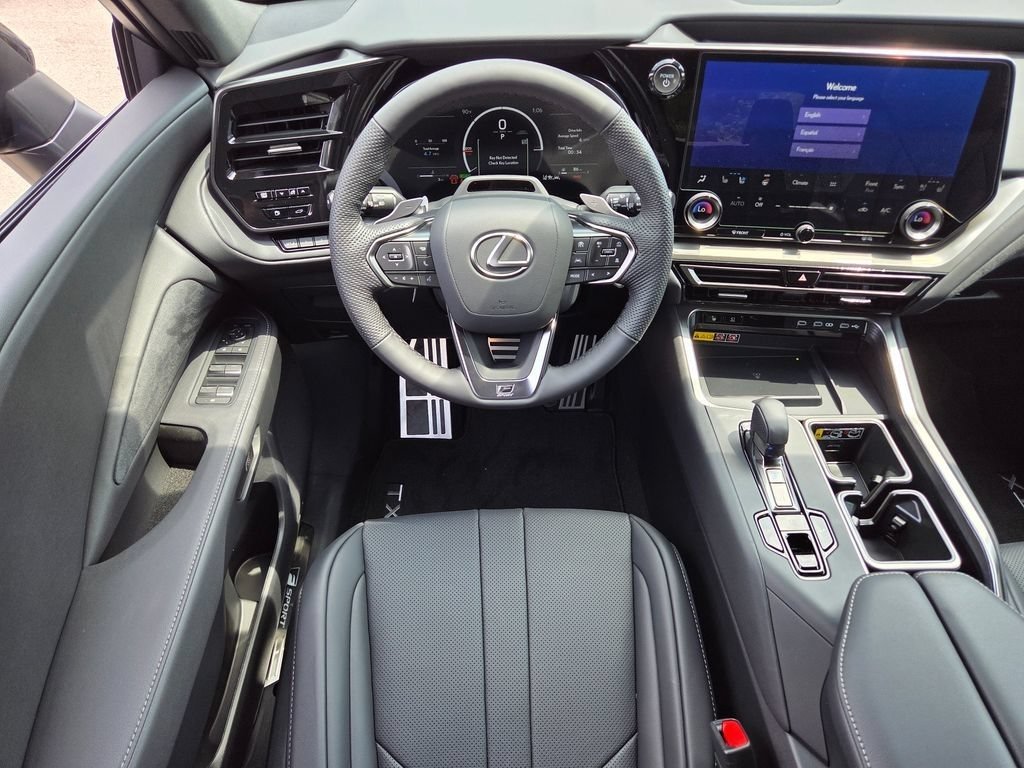 New 2026 Lexus TX 500h AWD w/ Technology Package image 4
