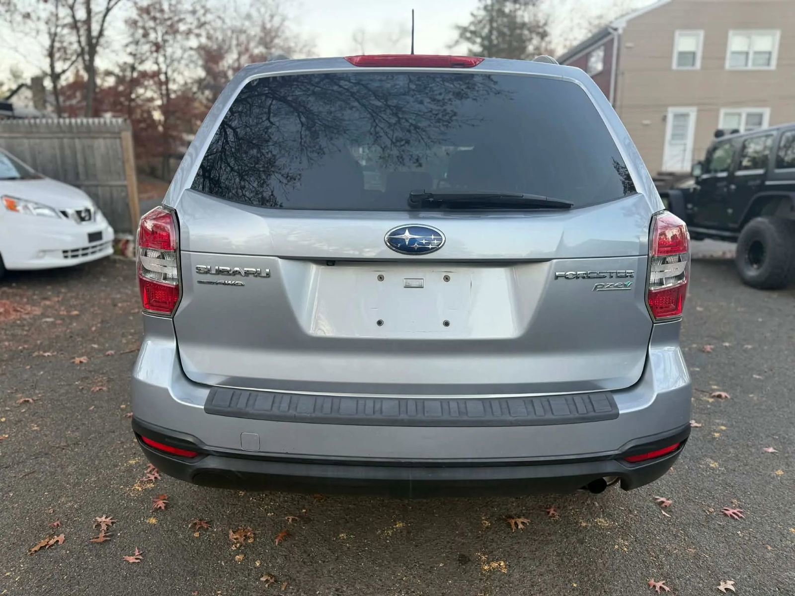 Used 2015 Subaru Forester 2.5i Premium w/ All-Weather Package image 5