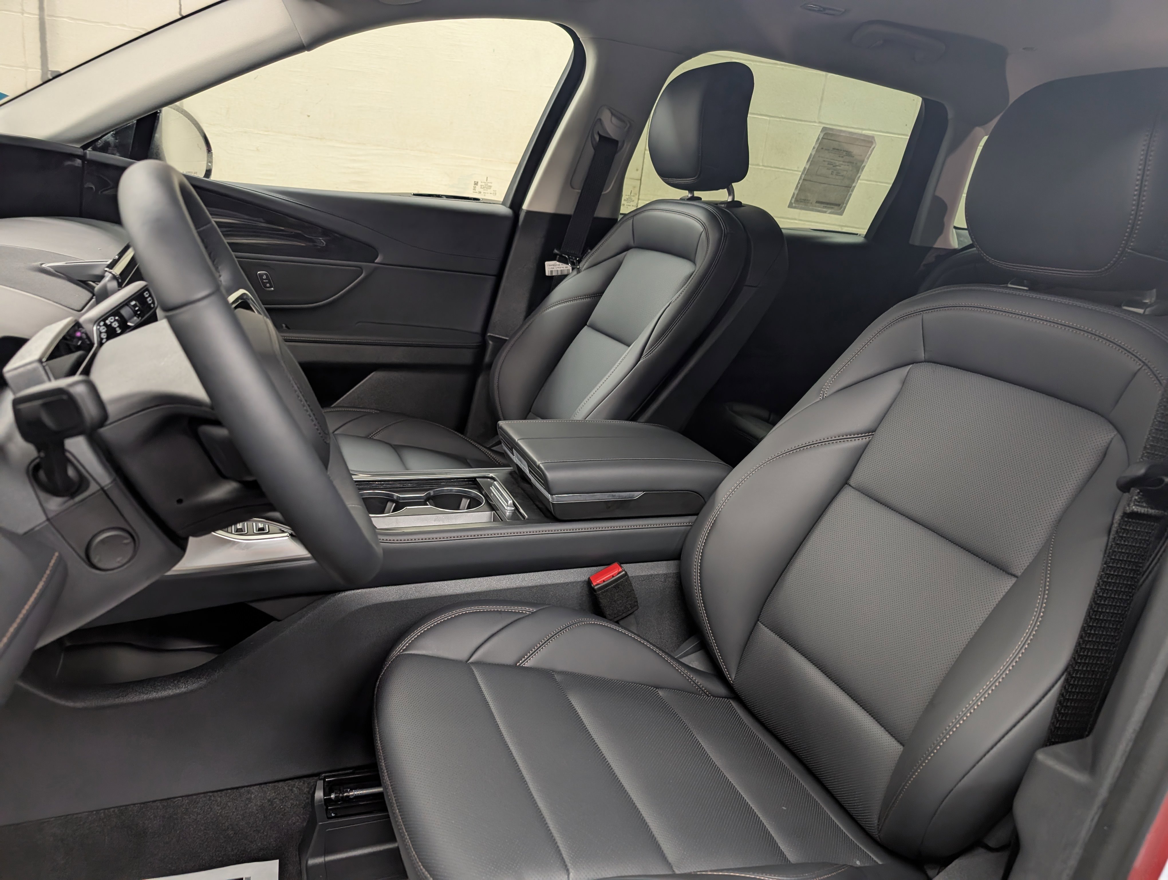 New 2026 Lincoln Nautilus Premier AWD/4WD image 12