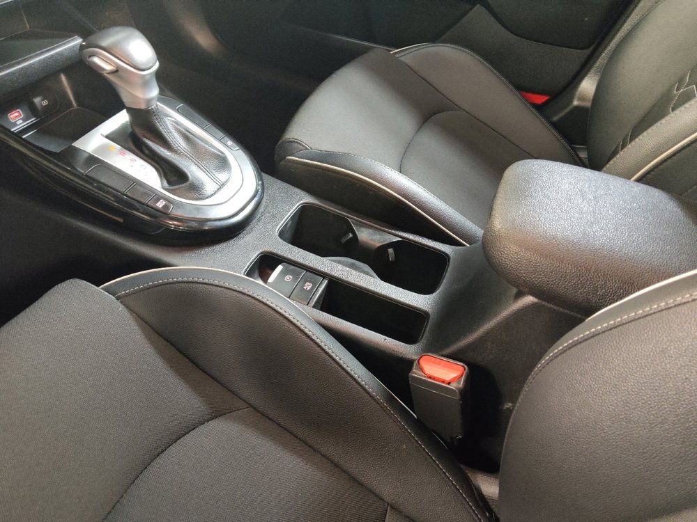 Used 2024 Kia Forte GT-Line image 26