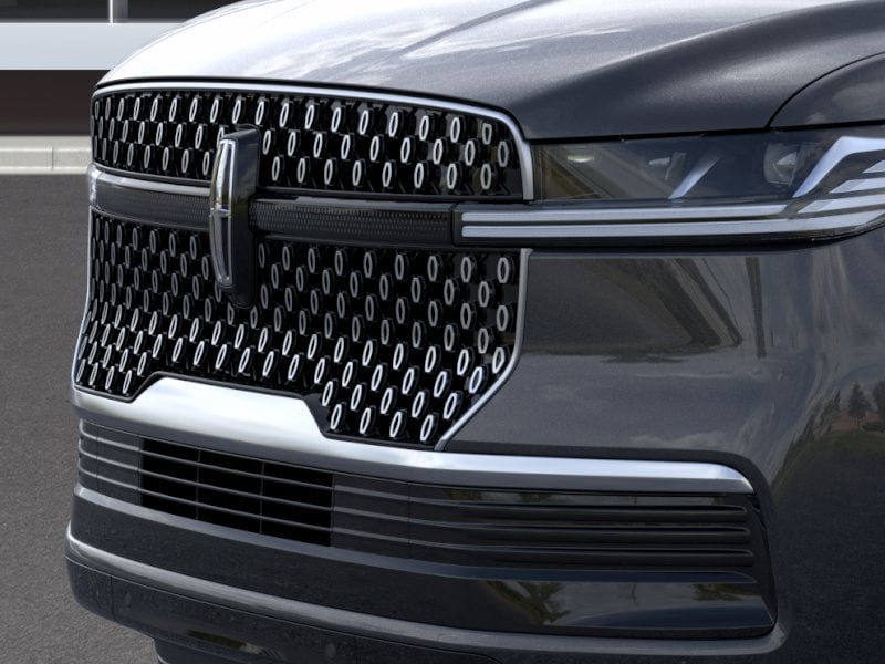New 2026 Lincoln Navigator Reserve AWD/4WD image 17