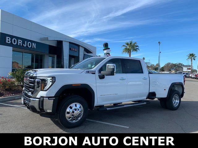 New 2026 GMC Sierra 3500 SLT w/ SLT Convenience Package AWD/4WD image 1