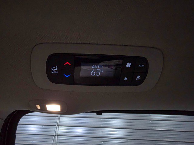 Used 2021 Chrysler Pacifica Limited image 20