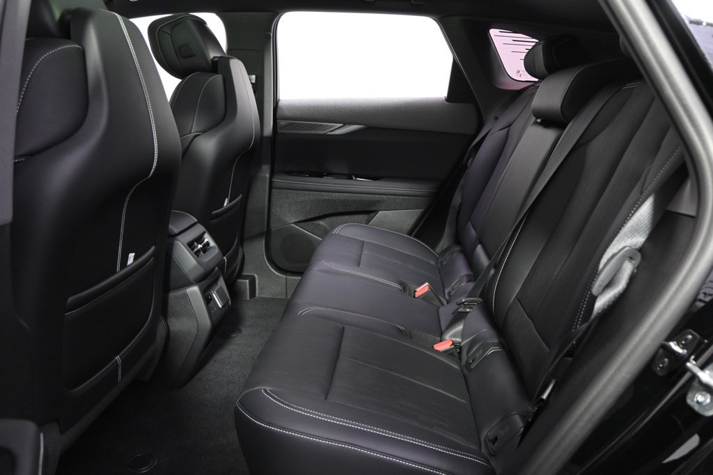 New 2026 Cadillac Optiq Luxury 2 w/ LPO, Floor Liner Package AWD/4WD image 21