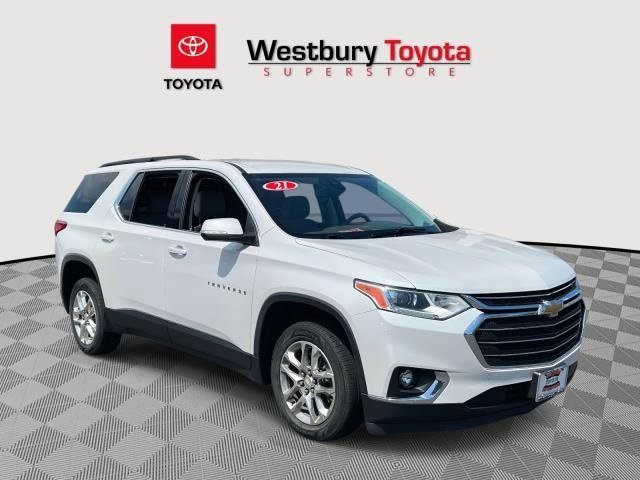 Used 2021 Chevrolet Traverse LT