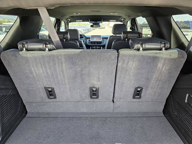 Used 2024 Chevrolet Tahoe Premier AWD/4WD image 16