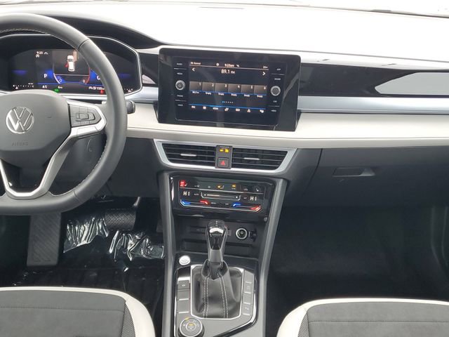 New 2026 Volkswagen Taos SE AWD/4WD image 25
