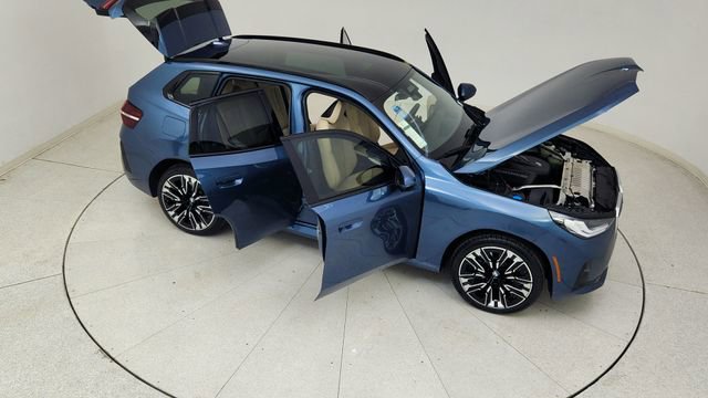 Used 2025 BMW X3 xDrive30i w/ Premium Package image 83