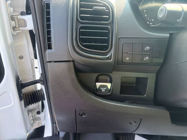 Used 2025 RAM ProMaster 2500 w/ U-Haul Equipment Group FWD image 20