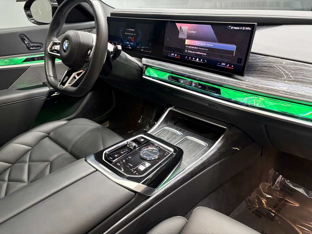 Used 2025 BMW 740i w/ Premium Package RWD image 65