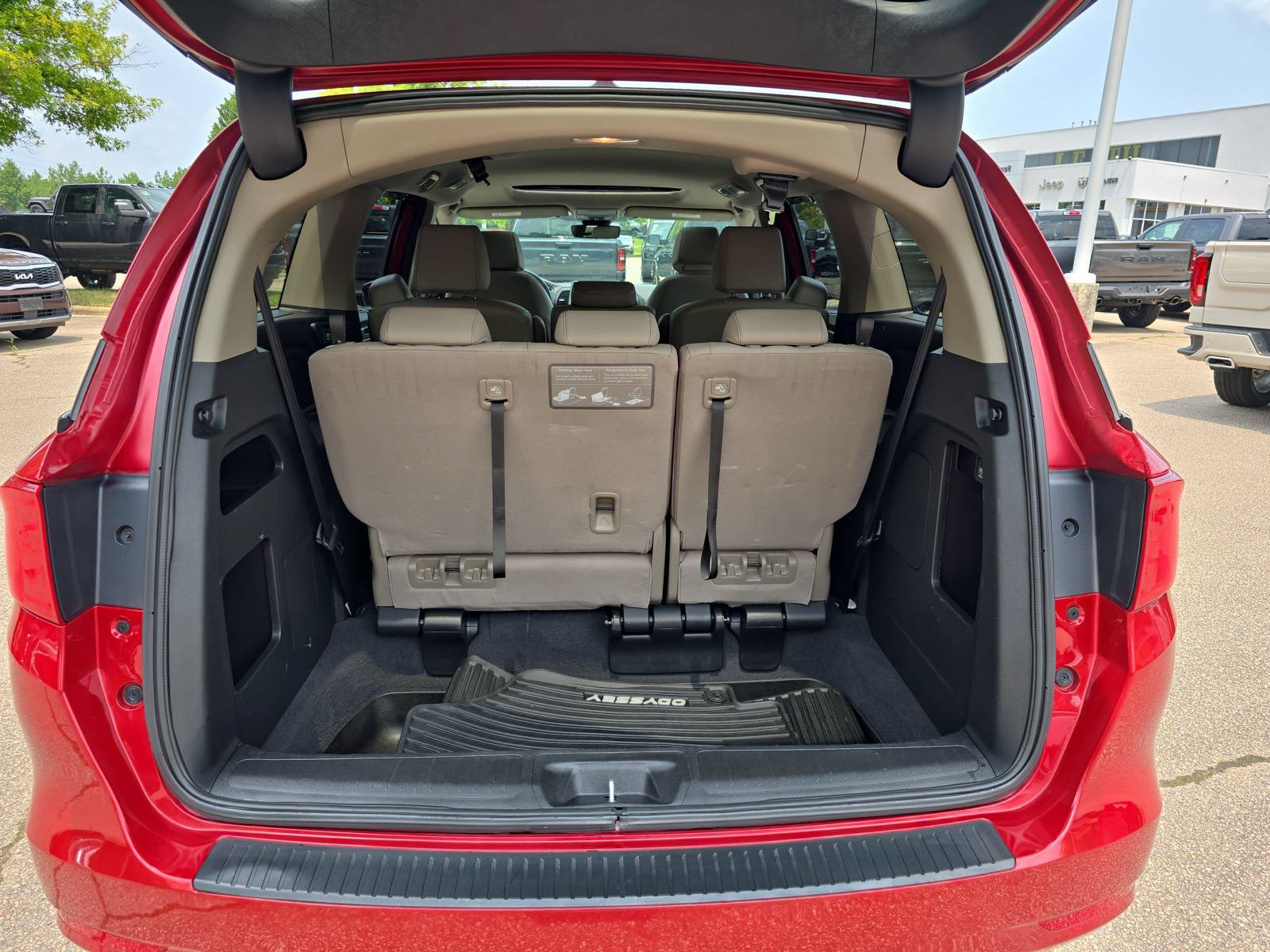 Used 2022 Honda Odyssey EX-L image 13