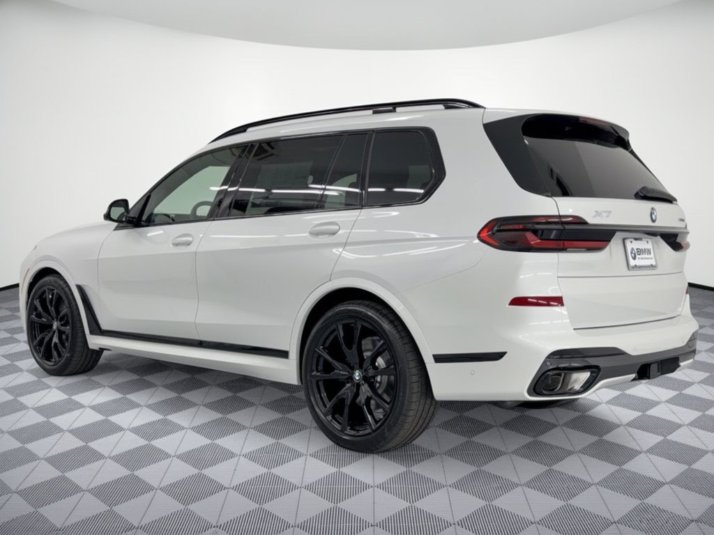New 2027 BMW X7 xDrive40i w/ Executive Package AWD/4WD image 3