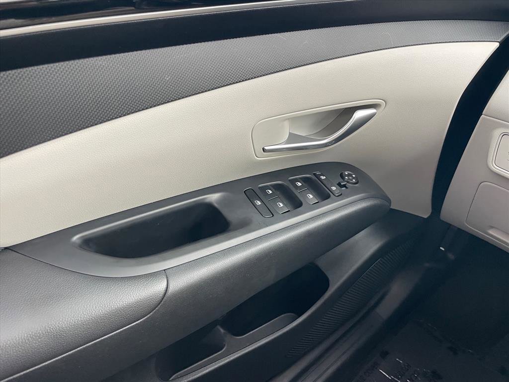 Used 2024 Hyundai Tucson SE FWD image 19