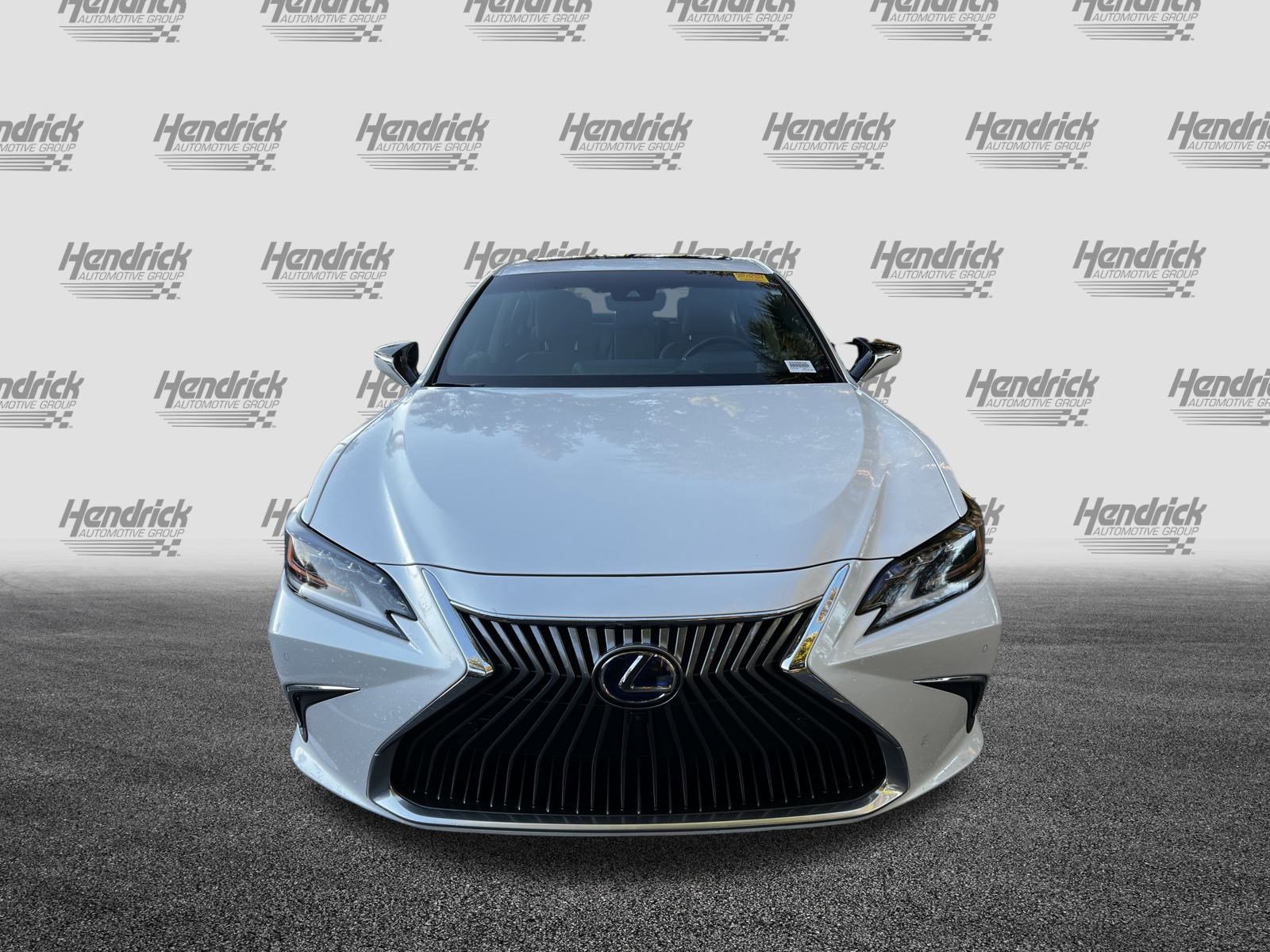 Used 2021 Lexus ES 300h Ultra Luxury w/ Accessory Package 2 image 3