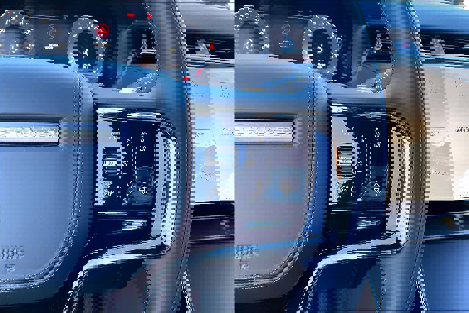 New 2026 Land Rover Range Rover Velar S image 18