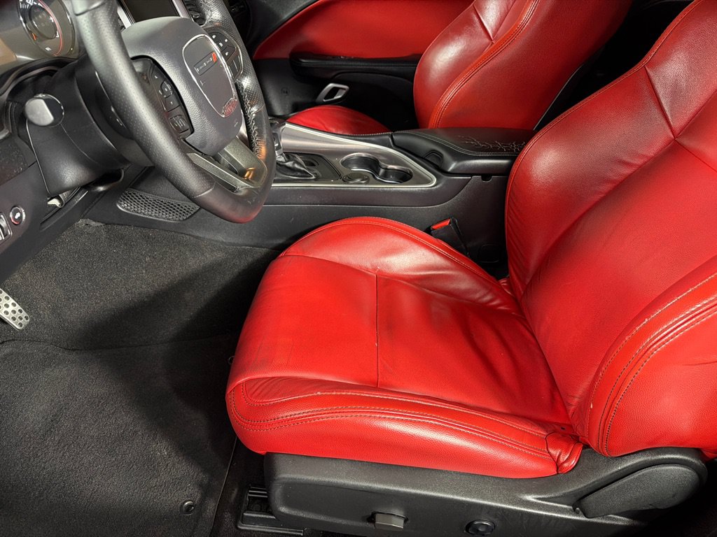 Used 2021 Dodge Challenger R/T w/ Performance Handling Group RWD image 12