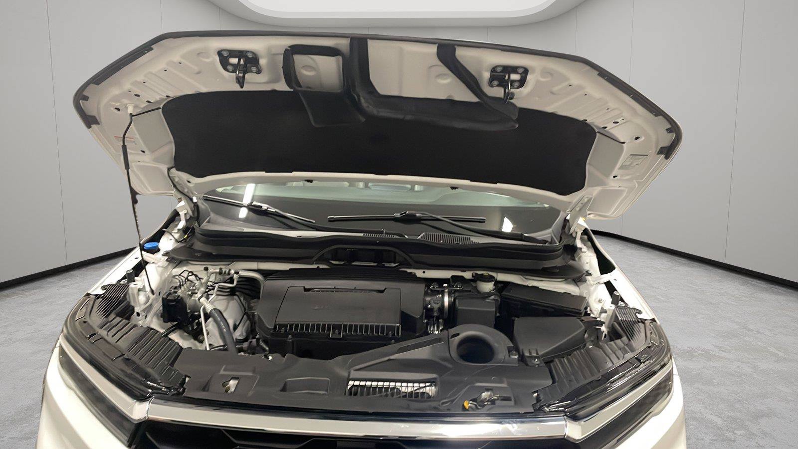 Used 2025 Honda Pilot Touring image 9