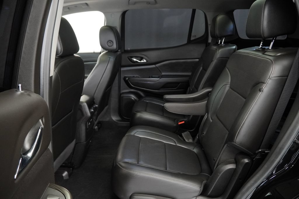 Used 2021 GMC Acadia SLT AWD/4WD image 17