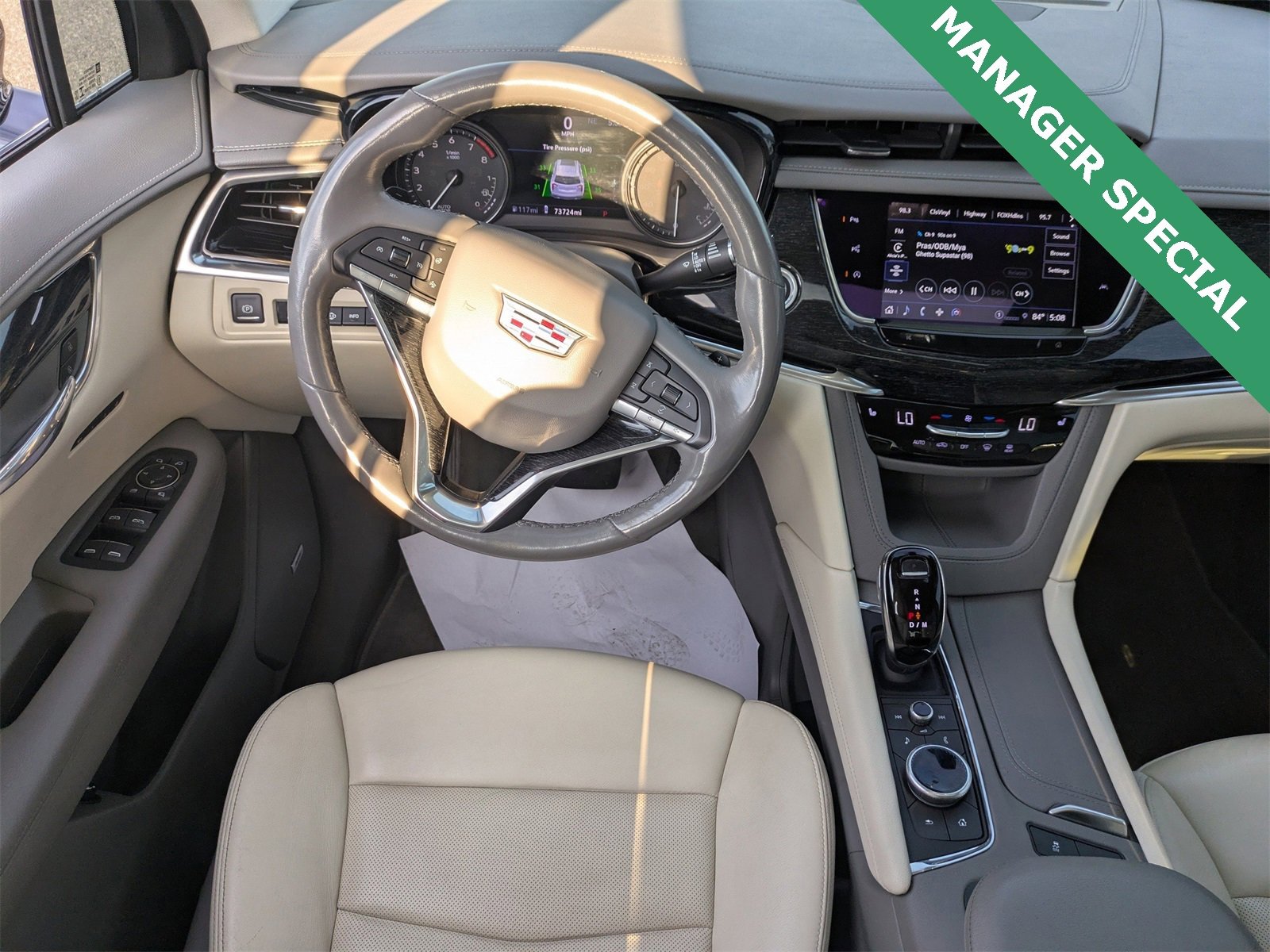 Used 2022 Cadillac XT6 Premium Luxury w/ Technology Package image 19