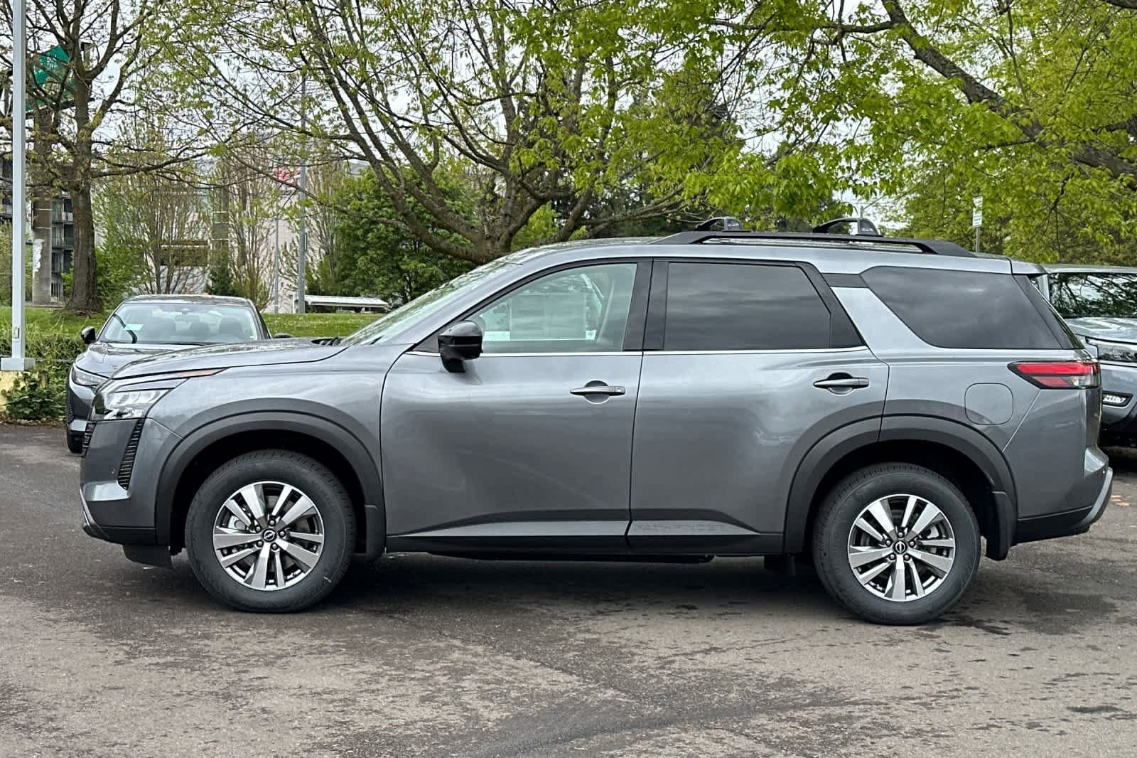 New 2026 Nissan Pathfinder SL AWD/4WD image 5
