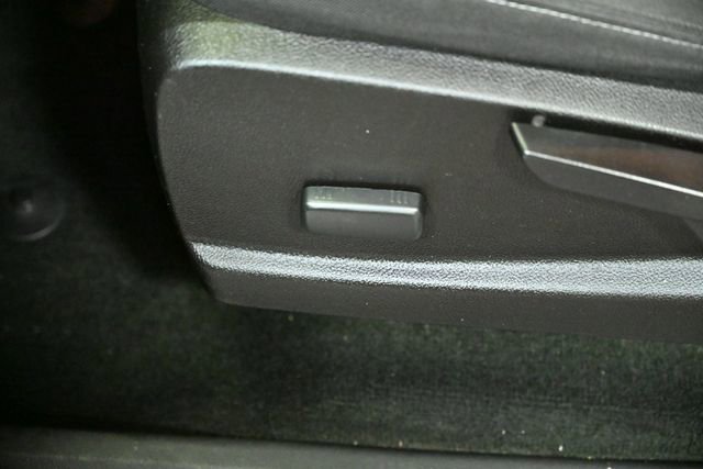 Used 2016 Chevrolet Colorado LT w/ LT Convenience Package image 50