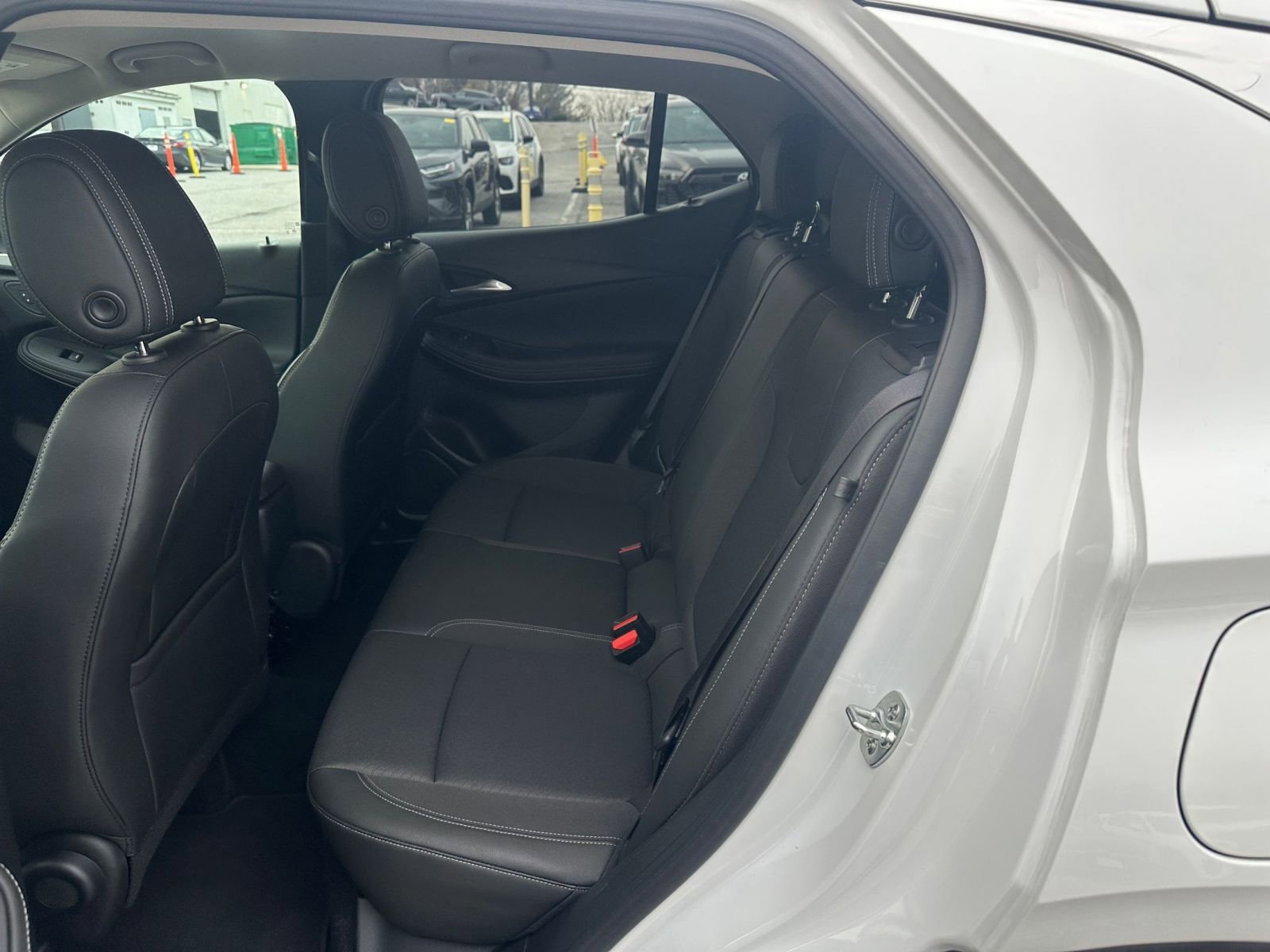 Used 2025 Buick Encore GX Preferred image 23