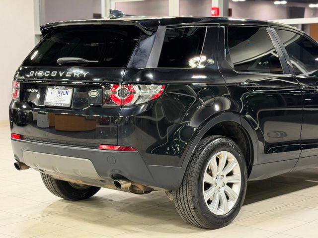 Used 2017 Land Rover Discovery Sport SE AWD/4WD image 11