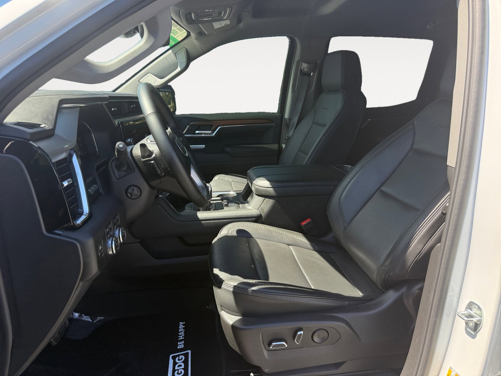 Used 2023 GMC Sierra 1500 Denali w/ Technology Package image 10