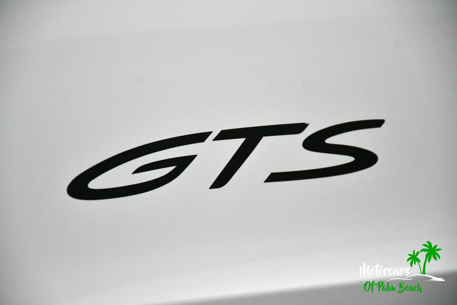 Used 2025 Porsche Cayenne GTS AWD/4WD image 5