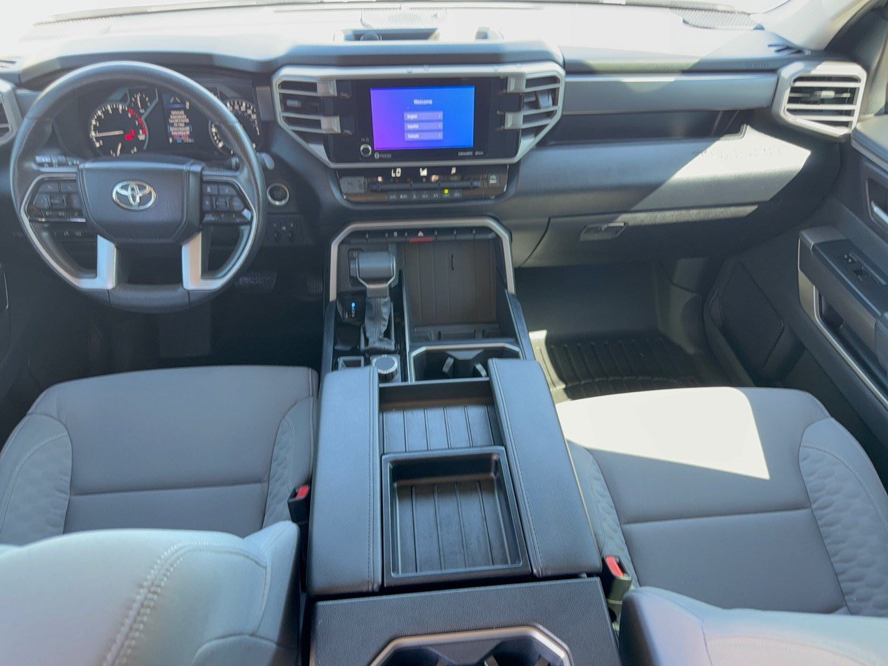 Used 2024 Toyota Tundra SR5 AWD/4WD image 17