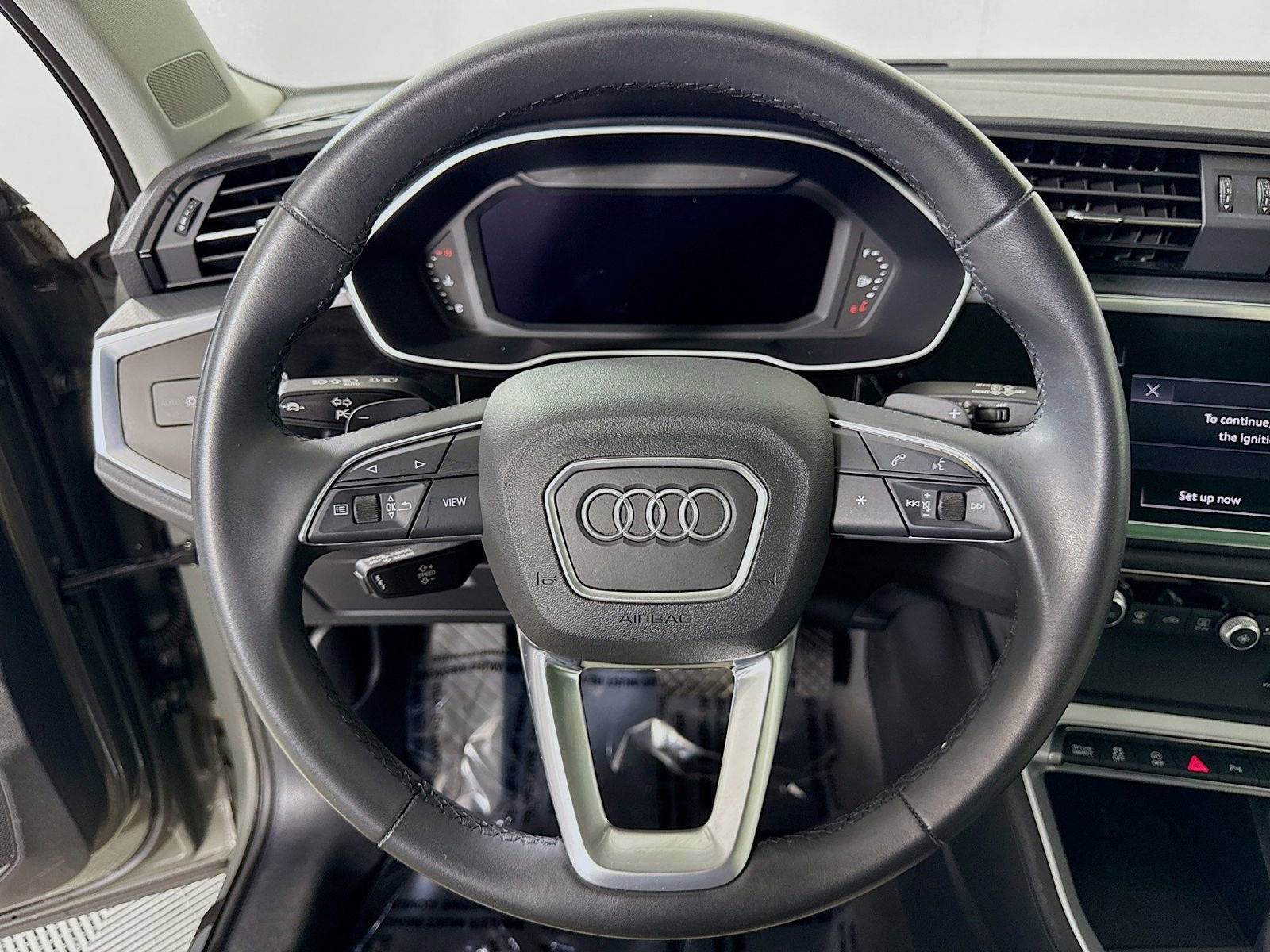 Used 2023 Audi Q3 2.0T Premium w/ Convenience Package AWD/4WD image 14