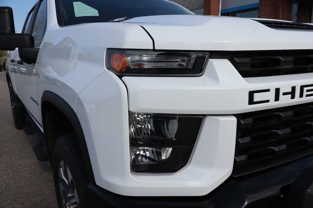 Used 2022 Chevrolet Silverado 2500 Custom w/ Custom Value Package image 5