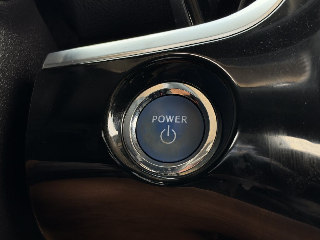 Used 2020 Toyota Prius Prime XLE FWD image 21