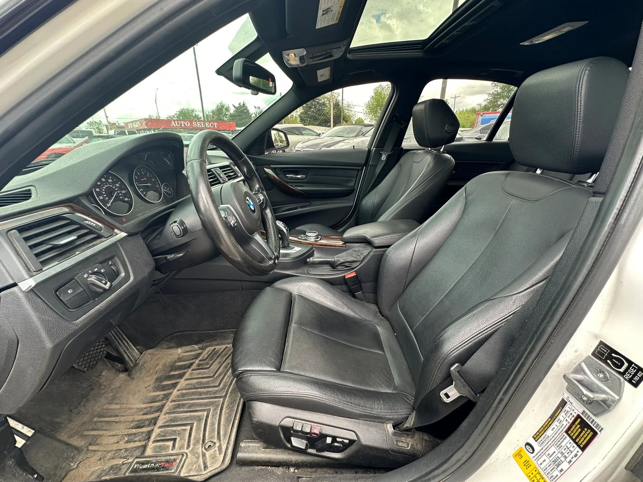Used 2015 BMW 335i Sedan RWD image 10
