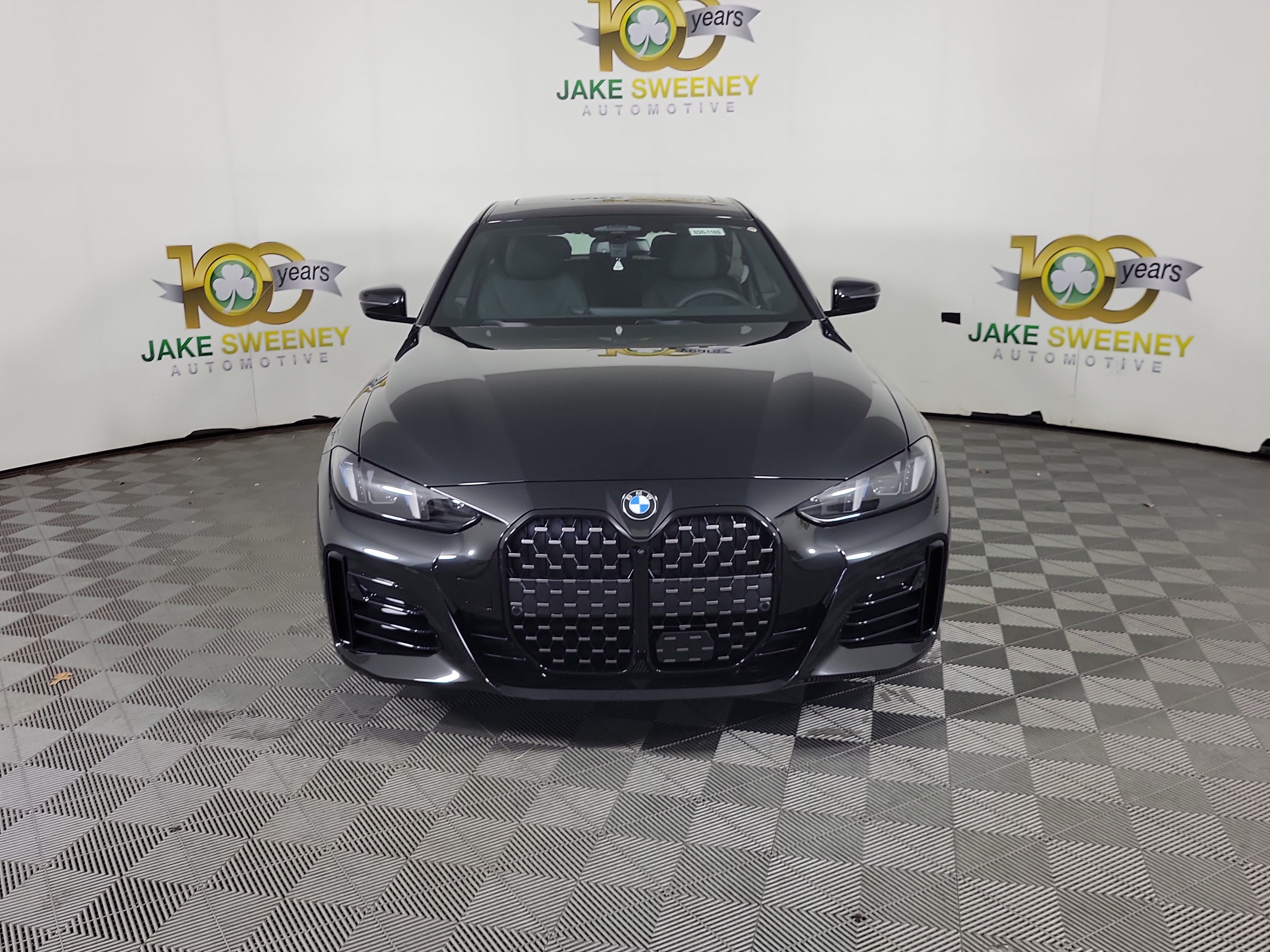 New 2026 BMW 430i xDrive w/ M Sport Package AWD/4WD image 2