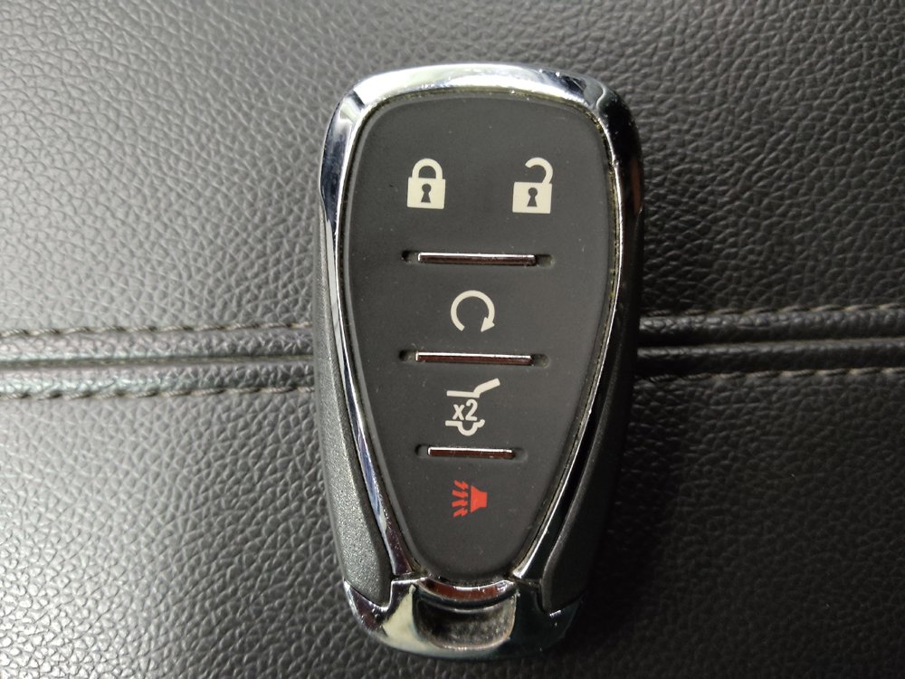 Used 2024 Chevrolet Equinox Premier AWD/4WD image 32