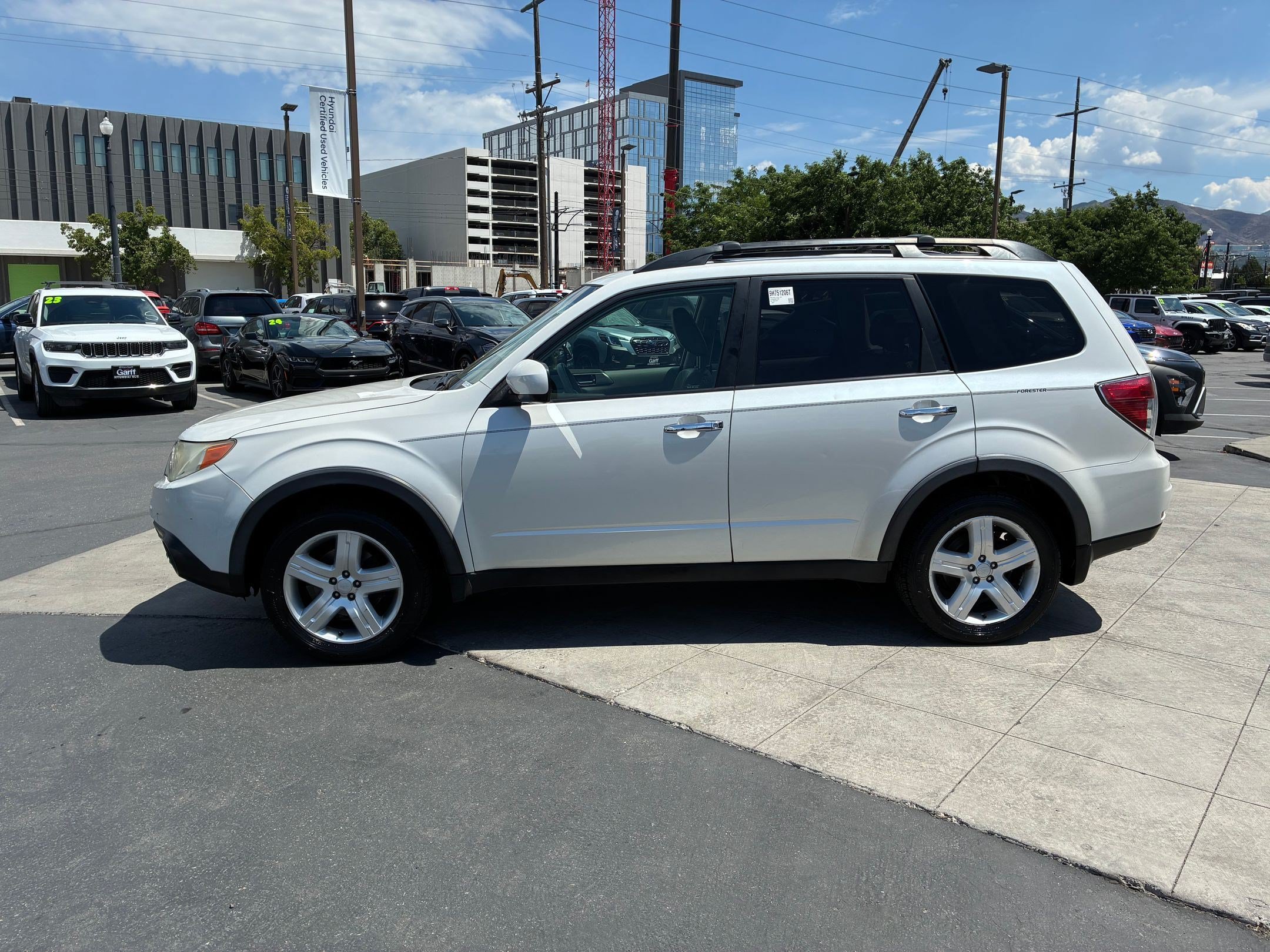 Used 2009 Subaru Forester 2.5X Limited w/ Utility Pkg AWD/4WD image 9