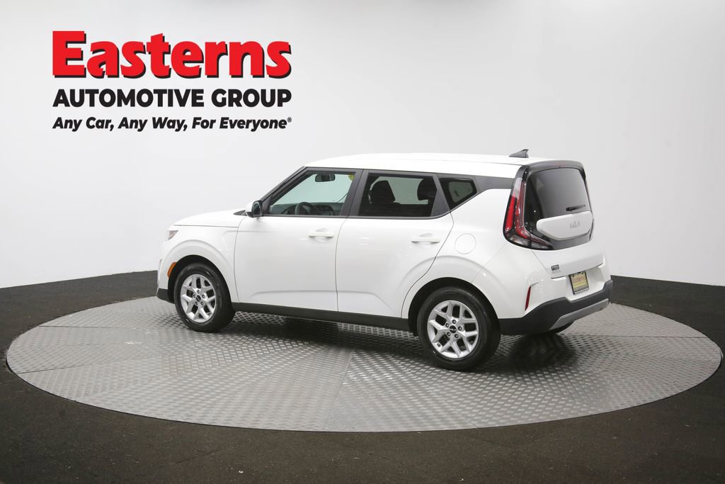 Used 2024 Kia Soul LX w/ Option Group 015 FWD image 60