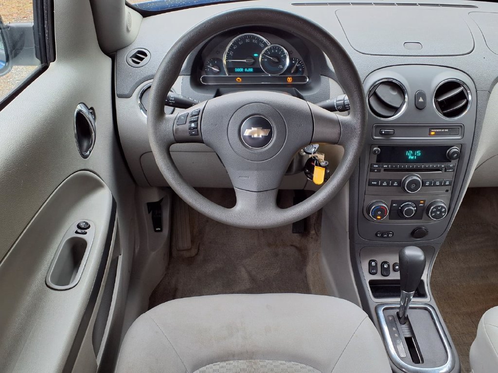 Used 2008 Chevrolet HHR LS FWD image 11