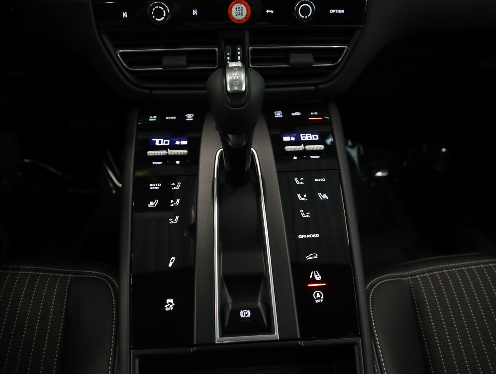 New 2026 Porsche Macan Turbo image 20