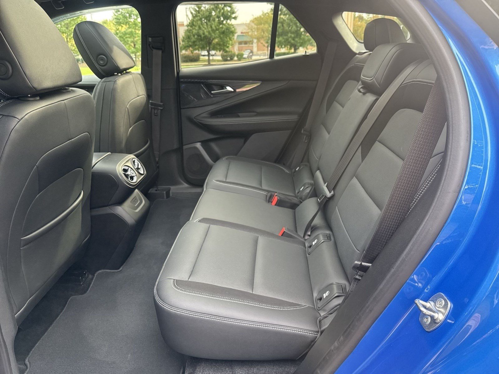 Used 2024 Chevrolet Blazer EV LT AWD/4WD image 21