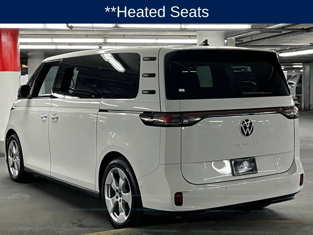 Used 2025 Volkswagen ID. Buzz Pro S RWD image 5
