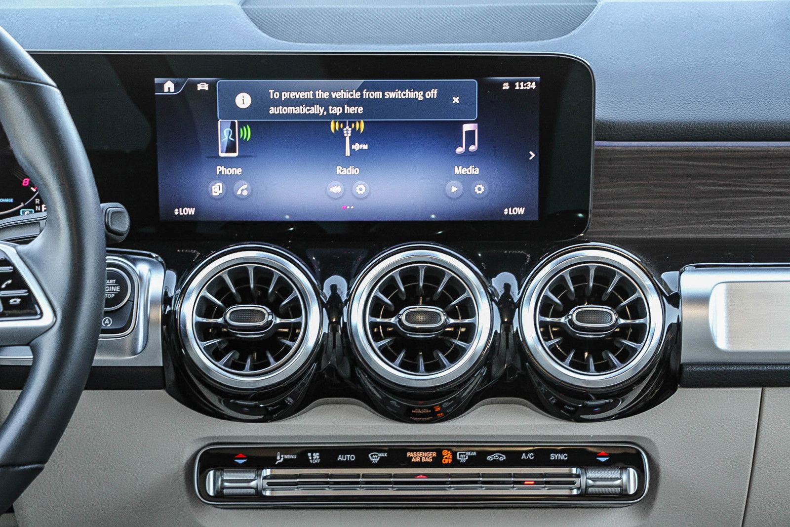 Certified 2025 Mercedes-Benz GLB 250 4MATIC image 14